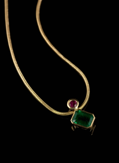 18ct gold, emerald and ruby